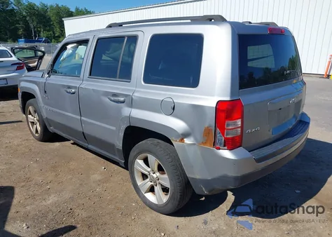 2016 Jeep Patriot Latitude из США, поврежденный, VIN 1C4NJRFB5GD619311